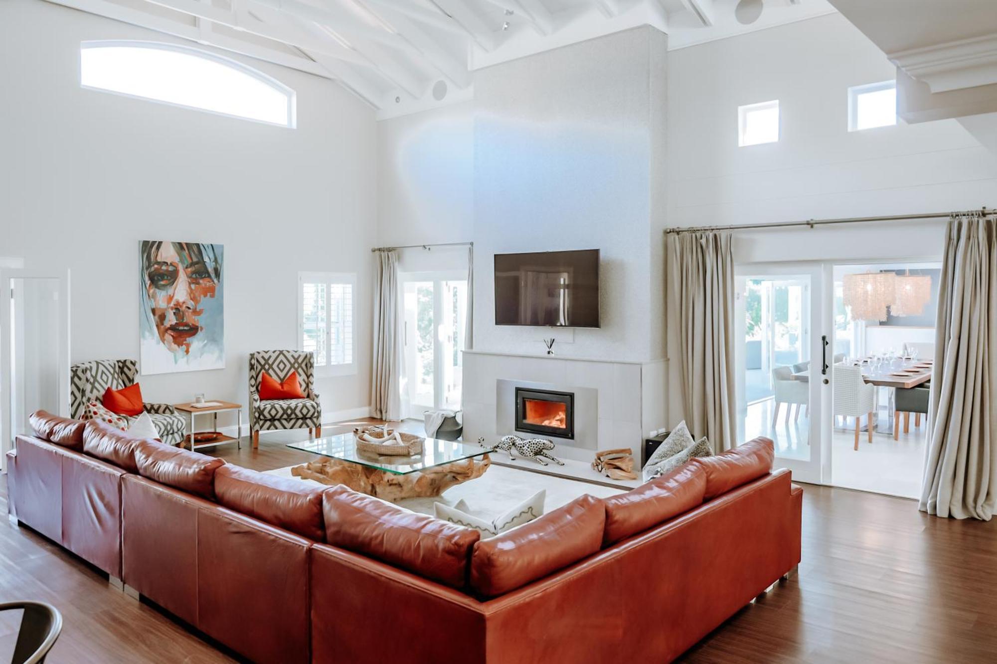 קייפטאון Luxe Family Home With Solar Power In Secure Hout Bay Estate מראה חיצוני תמונה