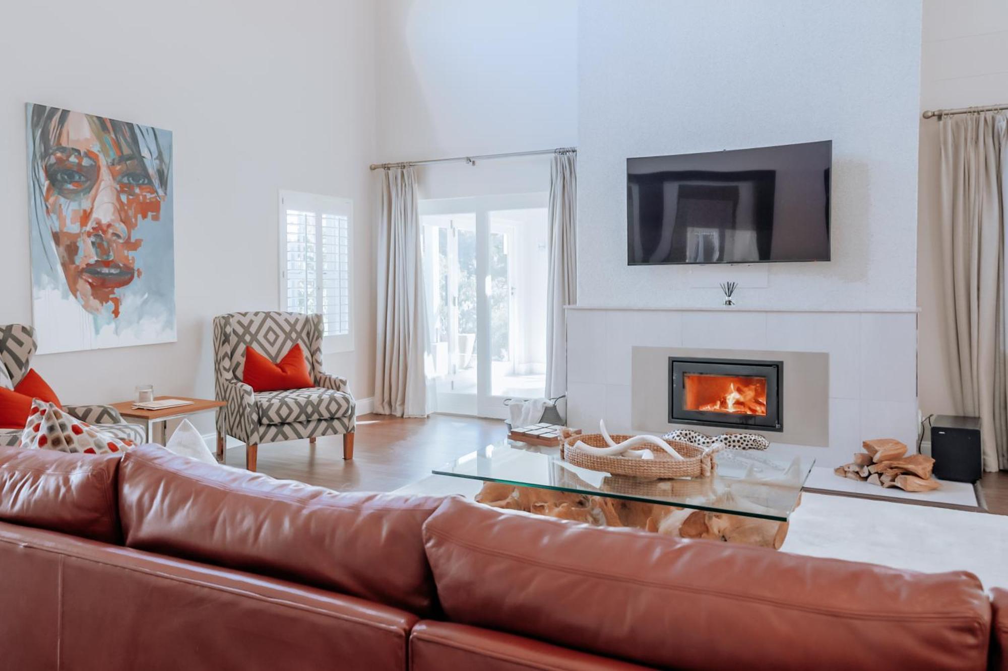 קייפטאון Luxe Family Home With Solar Power In Secure Hout Bay Estate מראה חיצוני תמונה